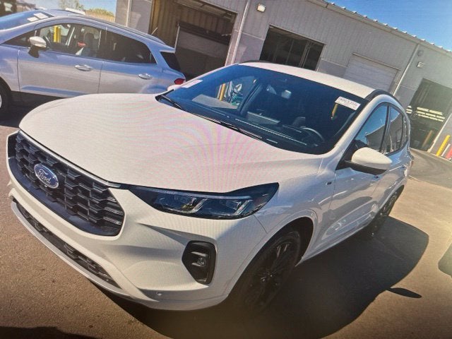 2025 Ford Escape Hybrid ST-Line Elite