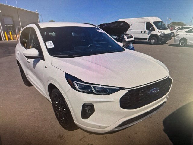 2025 Ford Escape Hybrid ST-Line Elite