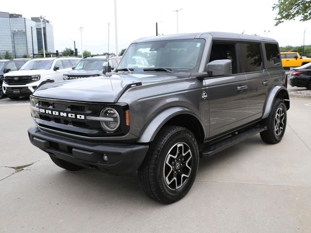 2024 Ford Bronco Outer Banks