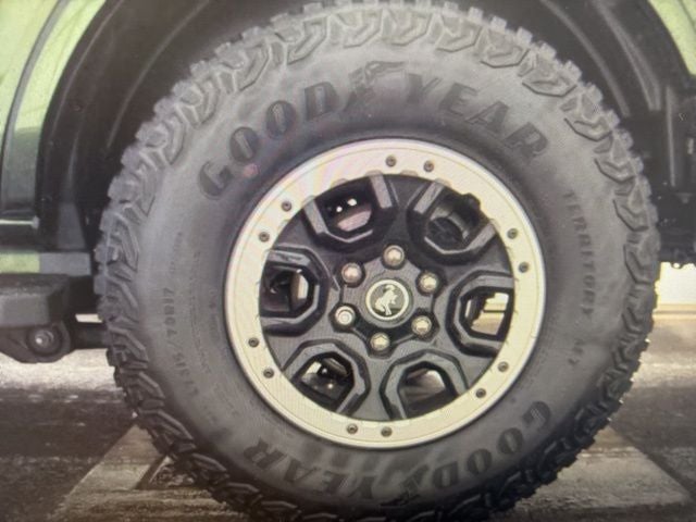 2024 Ford Bronco Outer Banks