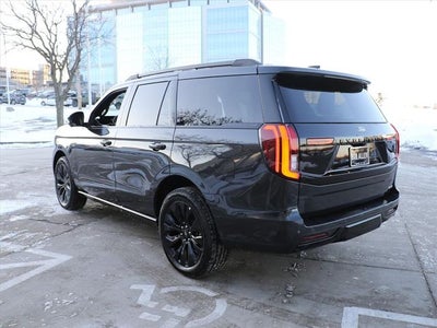 2025 Ford Expedition Platinum