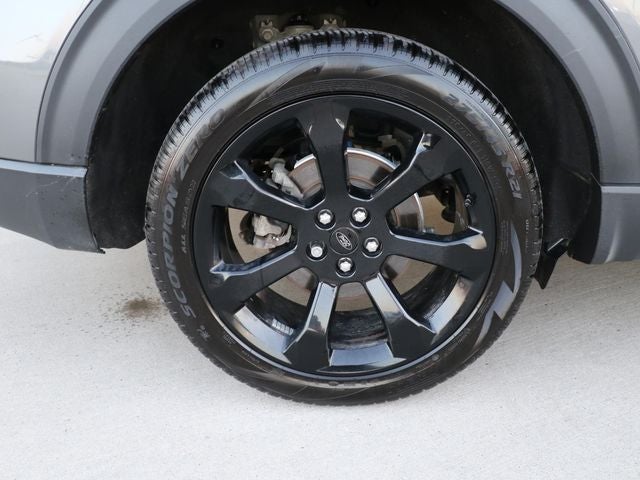 2024 Ford Explorer ST-Line