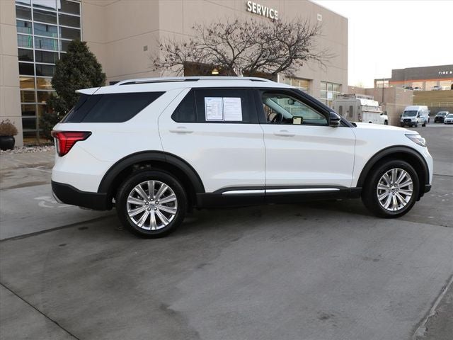 2025 Ford Explorer Platinum