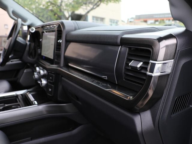 2023 Ford F-250SD Lariat