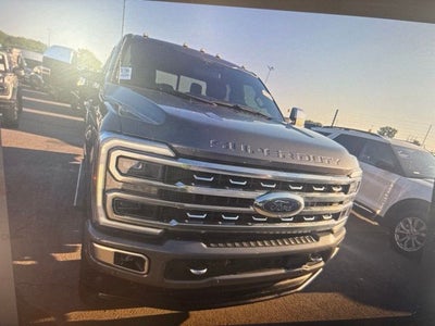 2024 Ford F-350SD Platinum