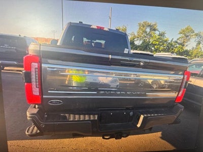 2024 Ford F-350SD Platinum