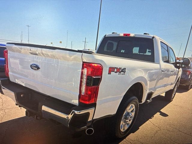 2026 Ford F-350SD Lariat