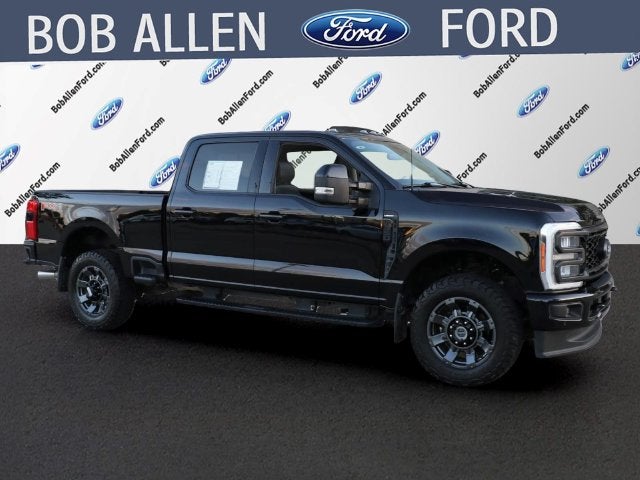 2023 Ford F-350SD Lariat