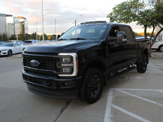 2023 Ford F-350SD Lariat