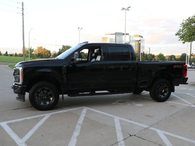 2023 Ford F-350SD Lariat