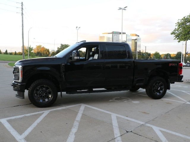 2023 Ford F-350SD Lariat