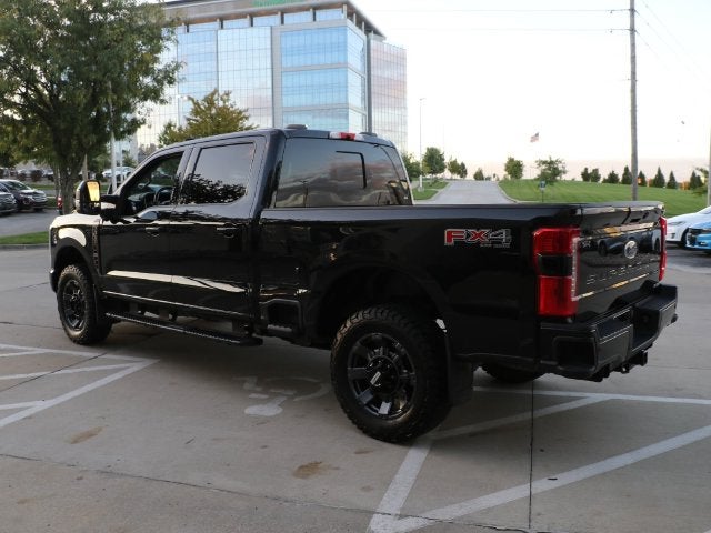 2023 Ford F-350SD Lariat