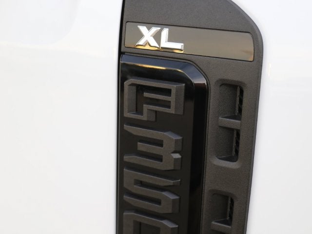 2027 Ford F-350SD XL