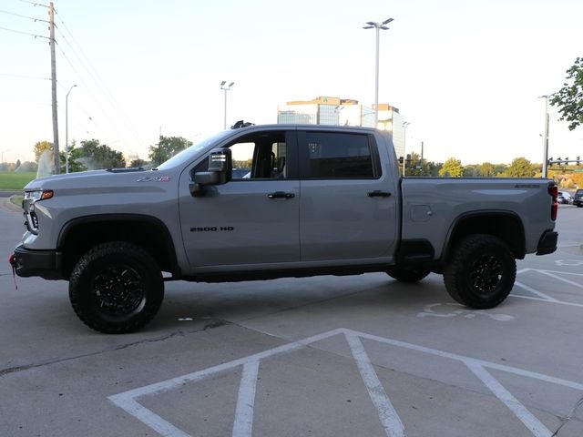 2025 Chevrolet Silverado 2500HD ZR2 BISON EDITION