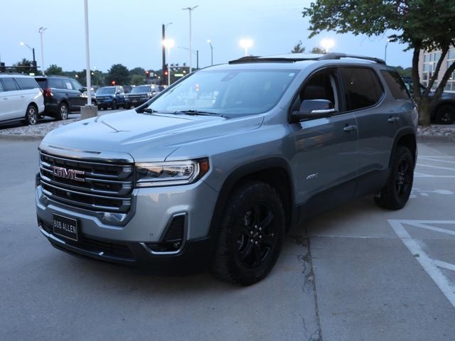 2023 GMC Acadia AT4