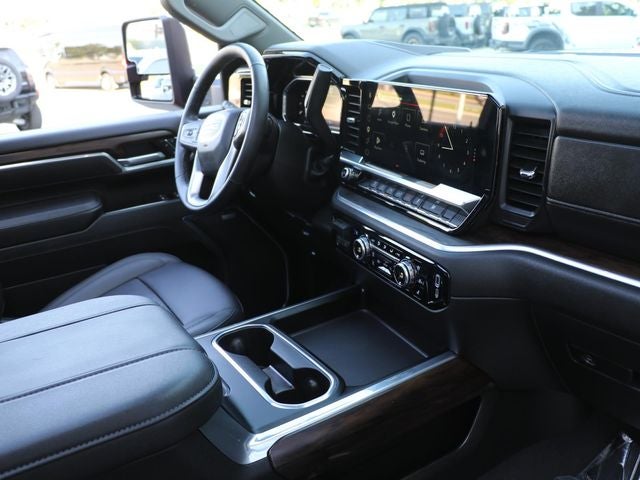 2026 GMC Sierra 2500HD SLT