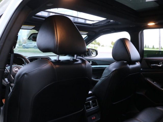 2019 Nissan Maxima SR