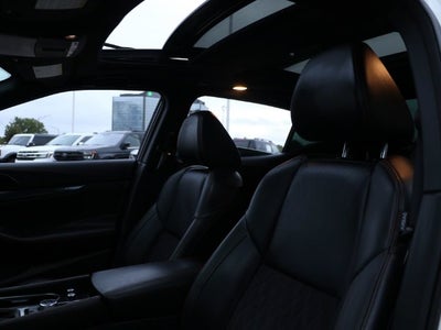 2019 Nissan Maxima SR