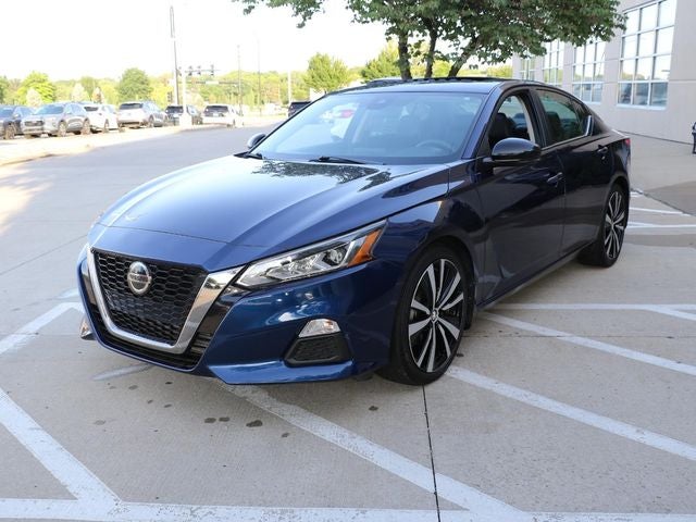 2022 Nissan Altima 2.0 SR