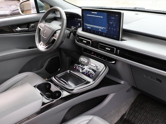 2021 Lincoln Nautilus Reserve