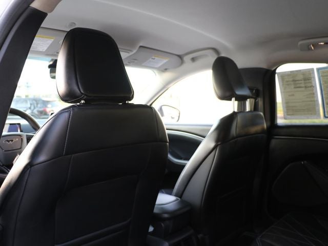 2022 Ford Mustang Mach-E Select