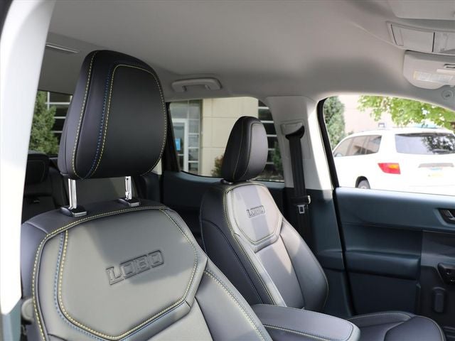 2025 Ford Maverick Lobo Standard