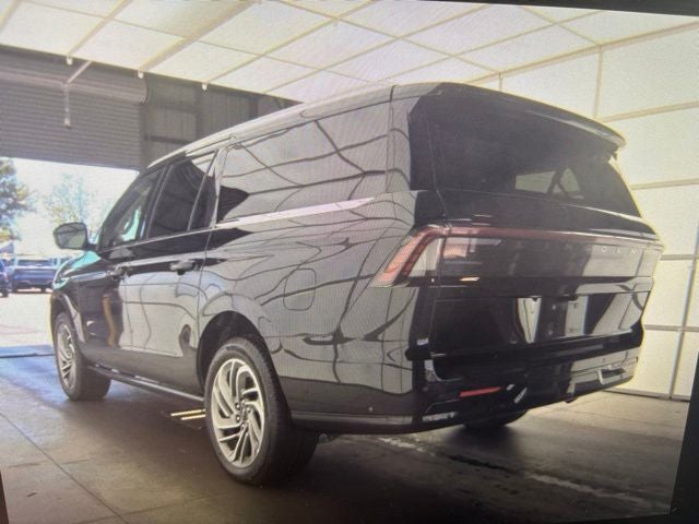 2025 Lincoln Navigator L Reserve