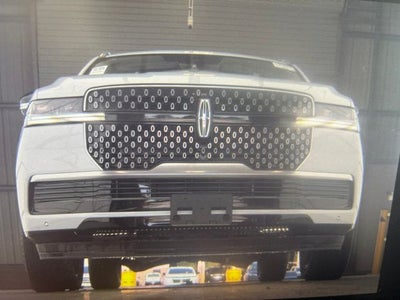 2025 Lincoln Navigator L Reserve