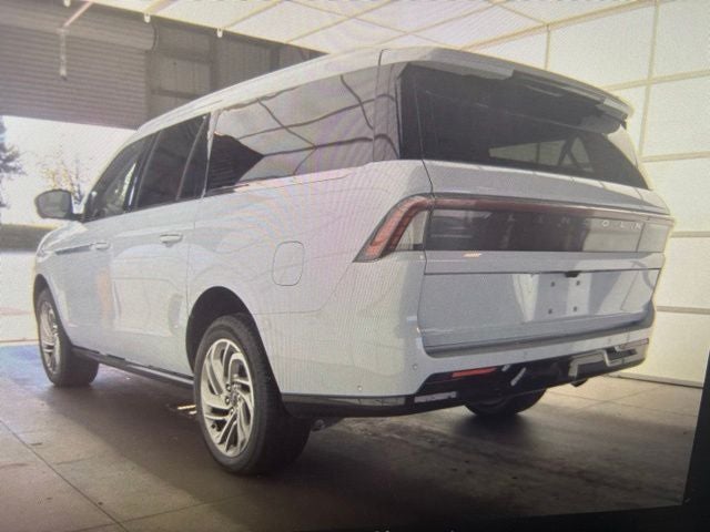 2025 Lincoln Navigator L Reserve