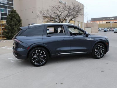 2024 Lincoln Nautilus Reserve