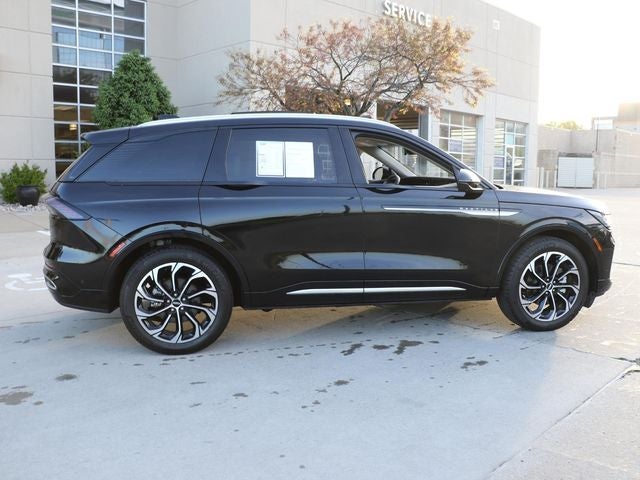 2024 Lincoln Nautilus Reserve