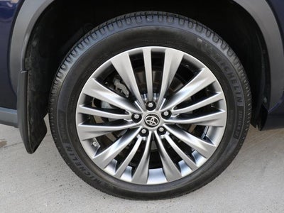2021 Toyota Highlander Platinum