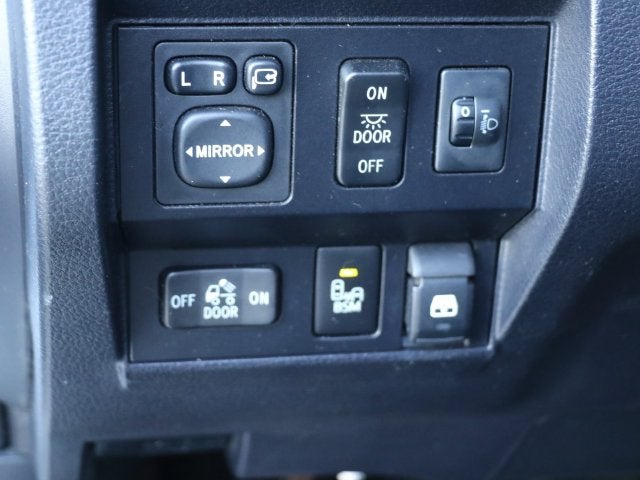 2017 Toyota Tundra Platinum 5.7L V8