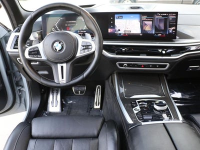 2023 BMW X7 M60i