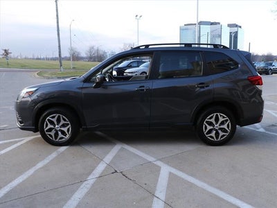 2023 Subaru Forester Premium