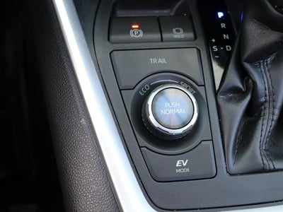 2020 Toyota RAV4 Hybrid XSE