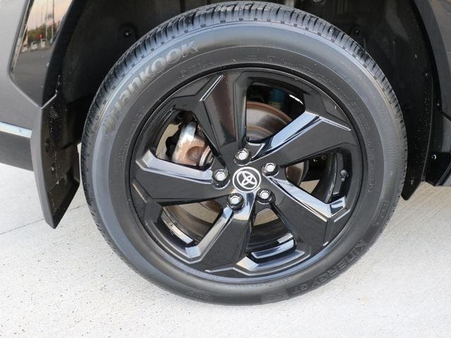 2020 Toyota RAV4 Hybrid XSE
