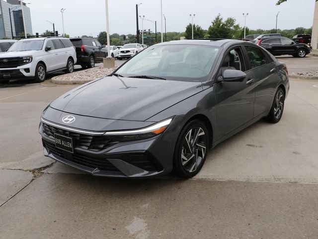 2024 Hyundai Elantra Limited