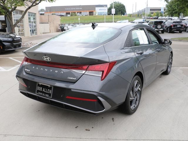 2024 Hyundai Elantra Limited