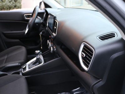 2022 Hyundai Venue SEL