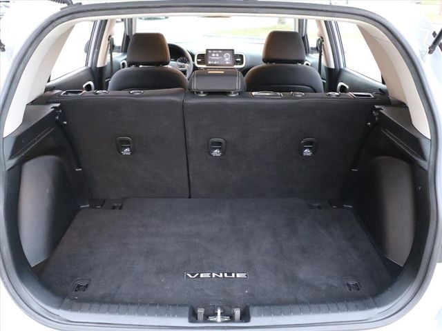 2022 Hyundai Venue SEL