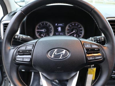 2022 Hyundai Venue SEL