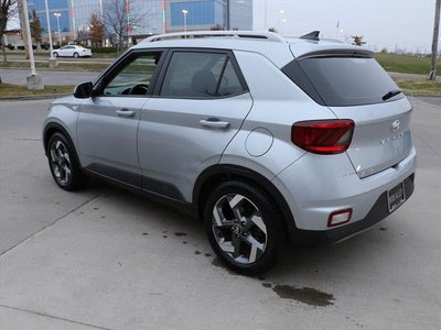 2022 Hyundai Venue SEL