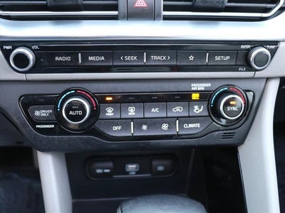 2020 Kia Niro Touring