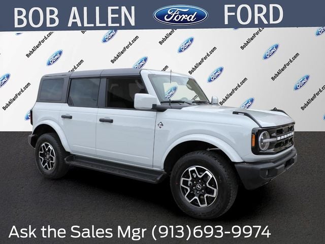 2026 Ford Bronco Outer Banks®