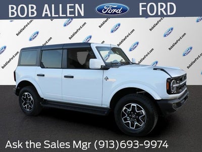 2026 Ford Bronco Outer Banks®