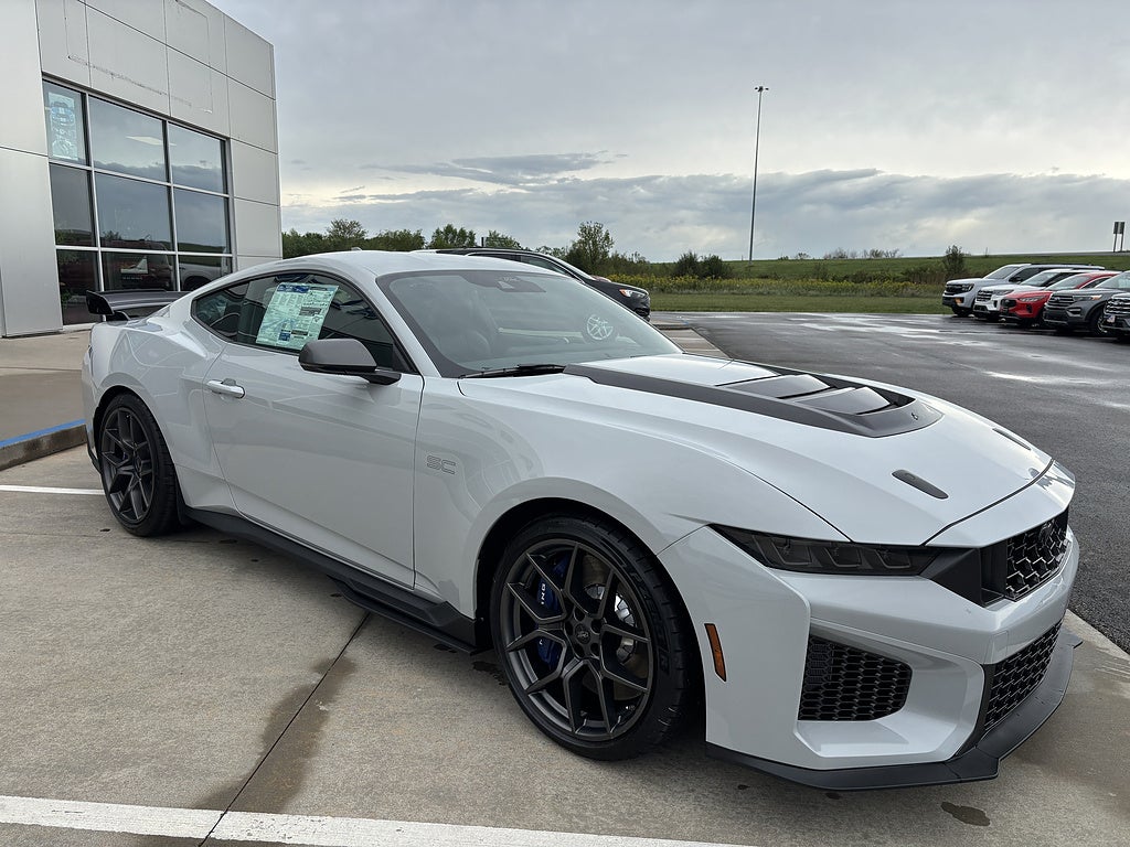 2026 Ford Mustang Dark Horse SC Coupe