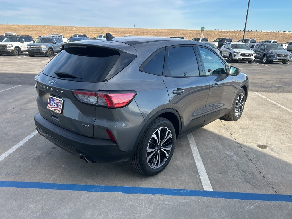 2021 Ford Escape SE Hybrid