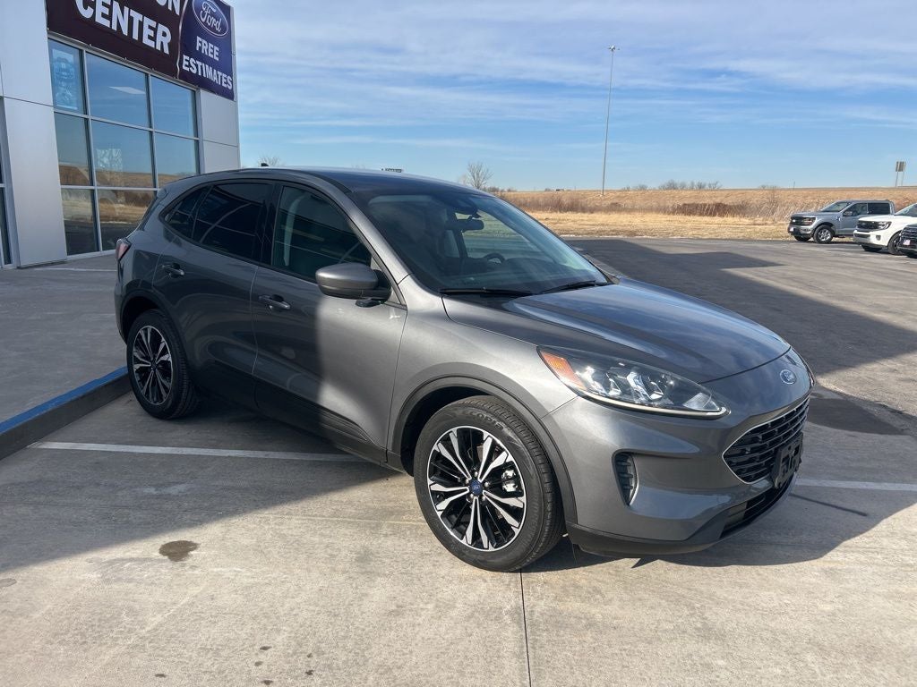 2021 Ford Escape SE Hybrid