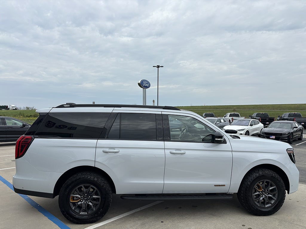 2025 Ford Expedition Tremor